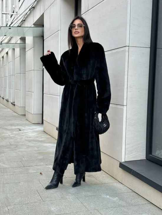 Шуба халат из аукционного меха норки, V-образный воротник с поясом - фото 11