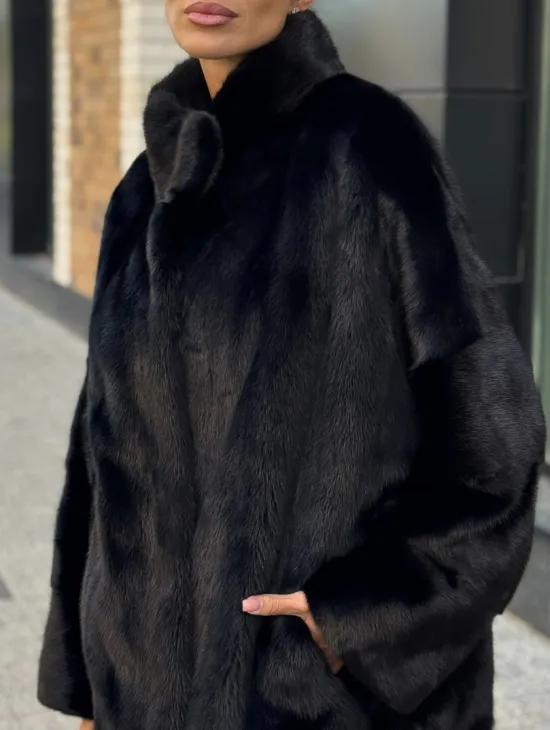 Элегантная черная шубка из меха норки - стойка воротник - фото 2