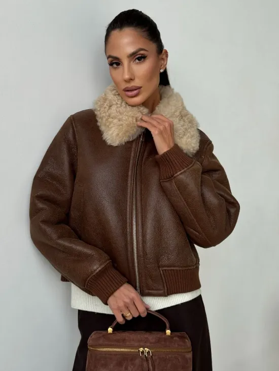 Короткая дубленка - женская - фото 0