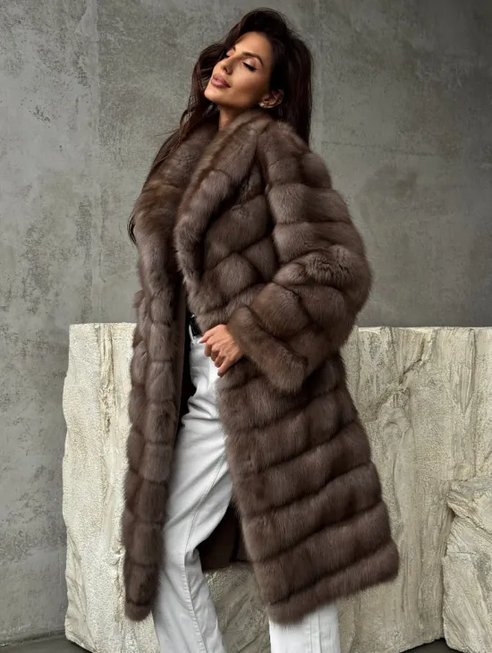 Шуба из куницы средней длины - фото 4