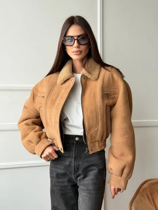 Зимняя женская дубленка - бомбер - фото 10