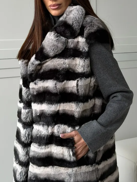 Меховой жилет из шиншиллового кролика - фото 2