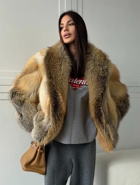 Женская шуба из лисьего меха Golden Edged Fox - фото 9