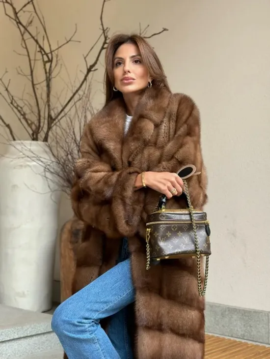 Стильное пальто из меха соболиной норки - цвет соболь - фото 6